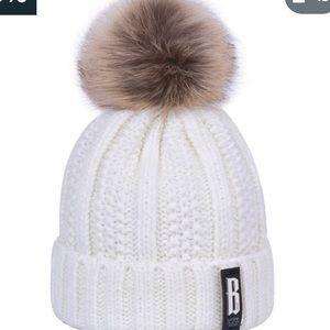 Women’s Knit Hat Cap Pom White
